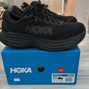 Hoka Bondi 8 Women’s All-Black Athletic Shoes